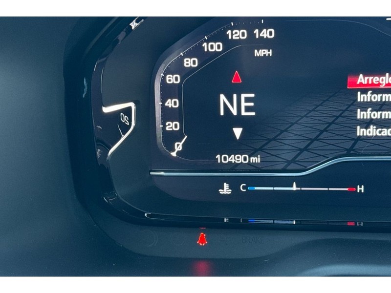 GMC Yukon Vehicle Full-screen Gallery Image 29