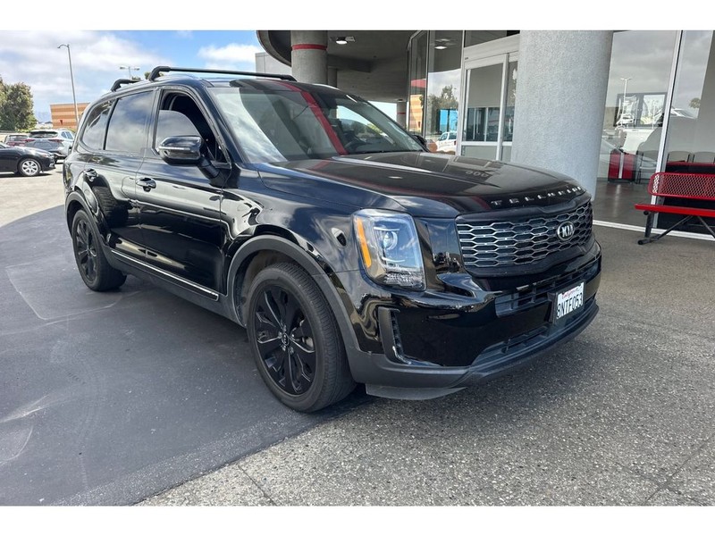 Kia Telluride Vehicle Full-screen Gallery Image 02