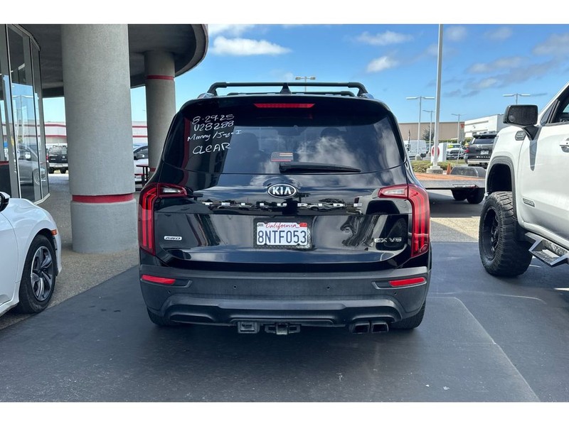 Kia Telluride Vehicle Full-screen Gallery Image 04