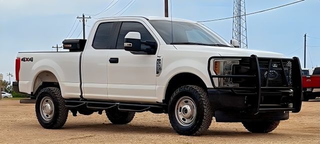 more details - ford super duty f-250 srw