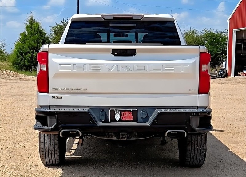 2019 Chevrolet Silverado 1500 LT Trail Boss photo 2