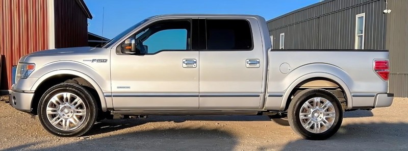 Ford F-150 Vehicle Full-screen Gallery Image 04