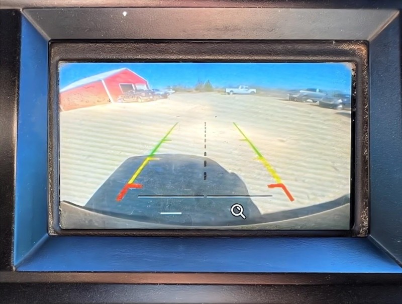 Ford Super Duty F-250 SRW Vehicle Full-screen Gallery Image 11