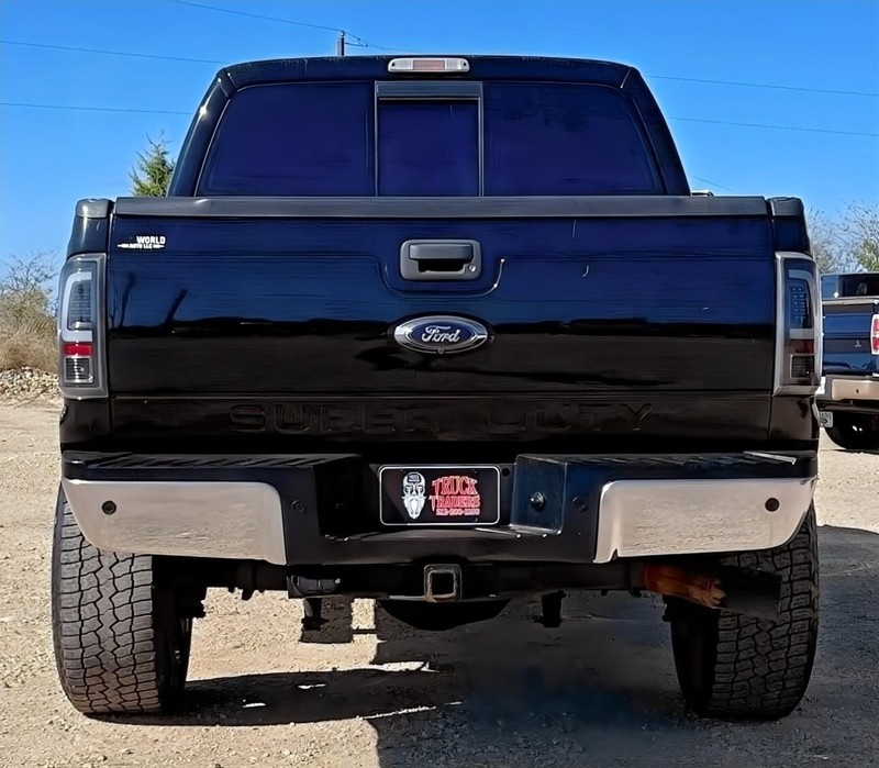 2016 Ford F-250 Lariat photo 4