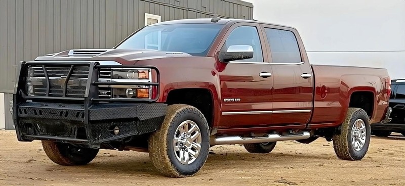 Chevrolet Silverado 2500HD Vehicle Full-screen Gallery Image 02