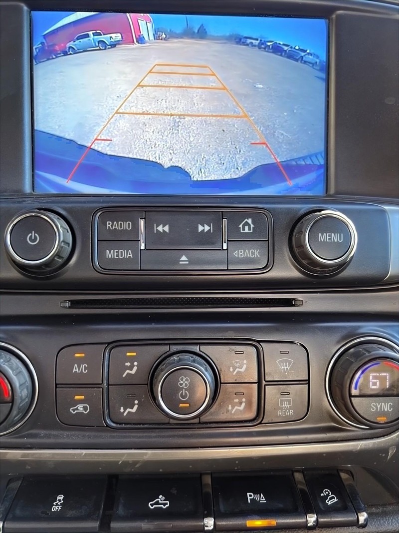 Chevrolet Silverado 1500 Vehicle Full-screen Gallery Image 11