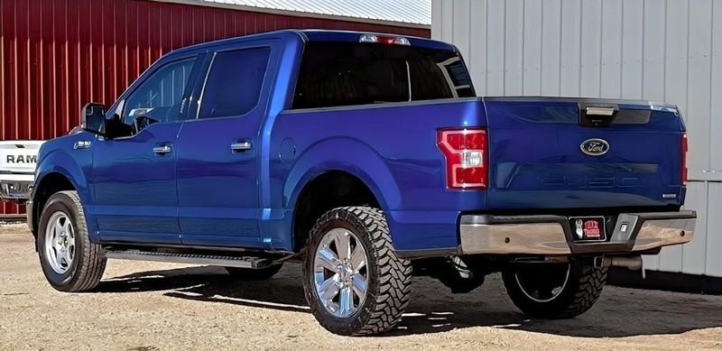 Ford F-150 Vehicle Full-screen Gallery Image 06