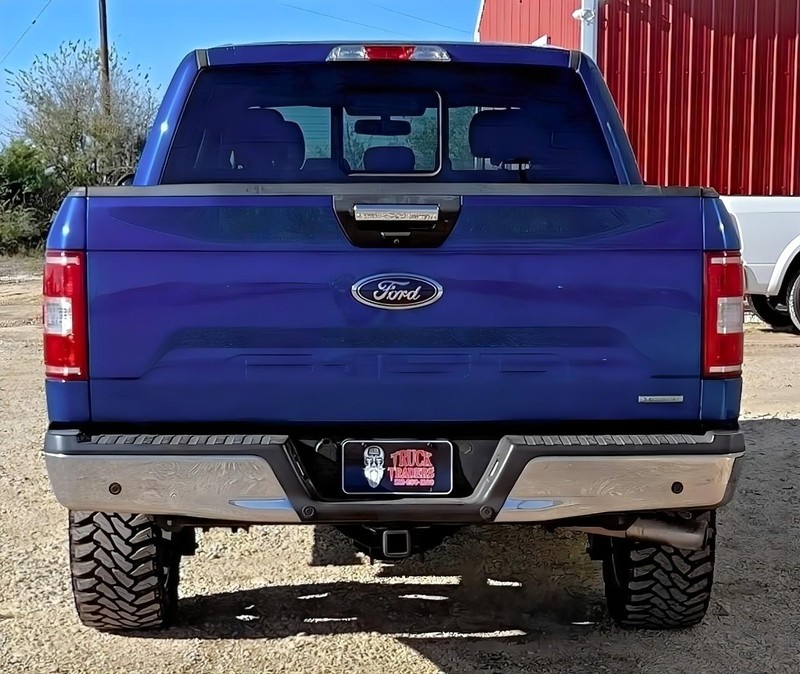 Ford F-150 Vehicle Full-screen Gallery Image 08