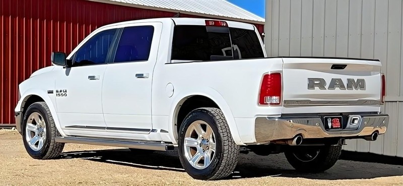 Ram 1500 Vehicle Full-screen Gallery Image 06