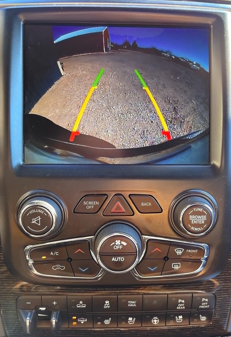 Ram 1500 Vehicle Full-screen Gallery Image 12