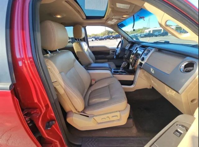 Ford F-150 Vehicle Full-screen Gallery Image 10