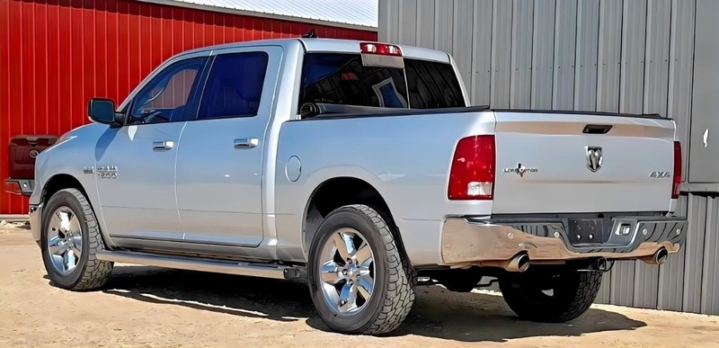 Ram 1500 Vehicle Full-screen Gallery Image 06