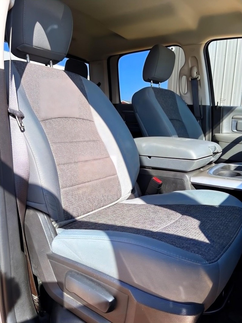 Ram 1500 Vehicle Full-screen Gallery Image 15