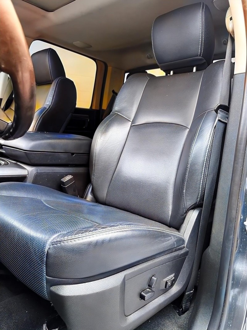 Ram 1500 Vehicle Full-screen Gallery Image 15