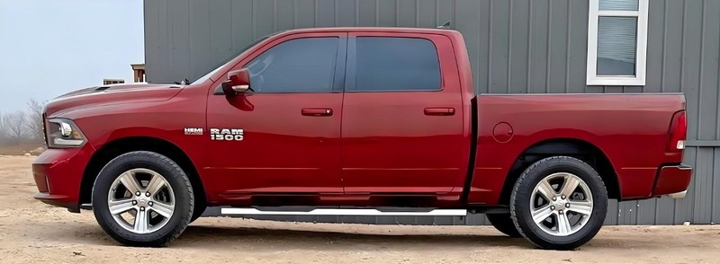 Ram 1500 Vehicle Full-screen Gallery Image 04