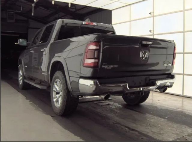 Ram 1500 Vehicle Full-screen Gallery Image 04