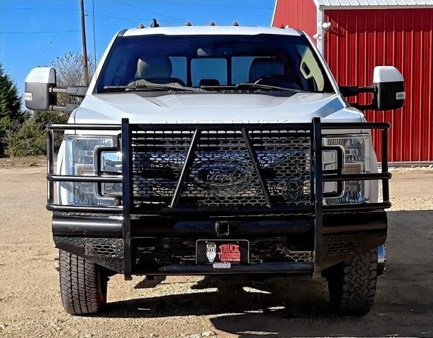 Ford Super Duty F-350 DRW Vehicle Full-screen Gallery Image 07
