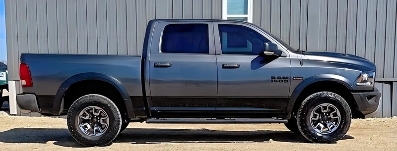 Ram 1500 Vehicle Full-screen Gallery Image 03