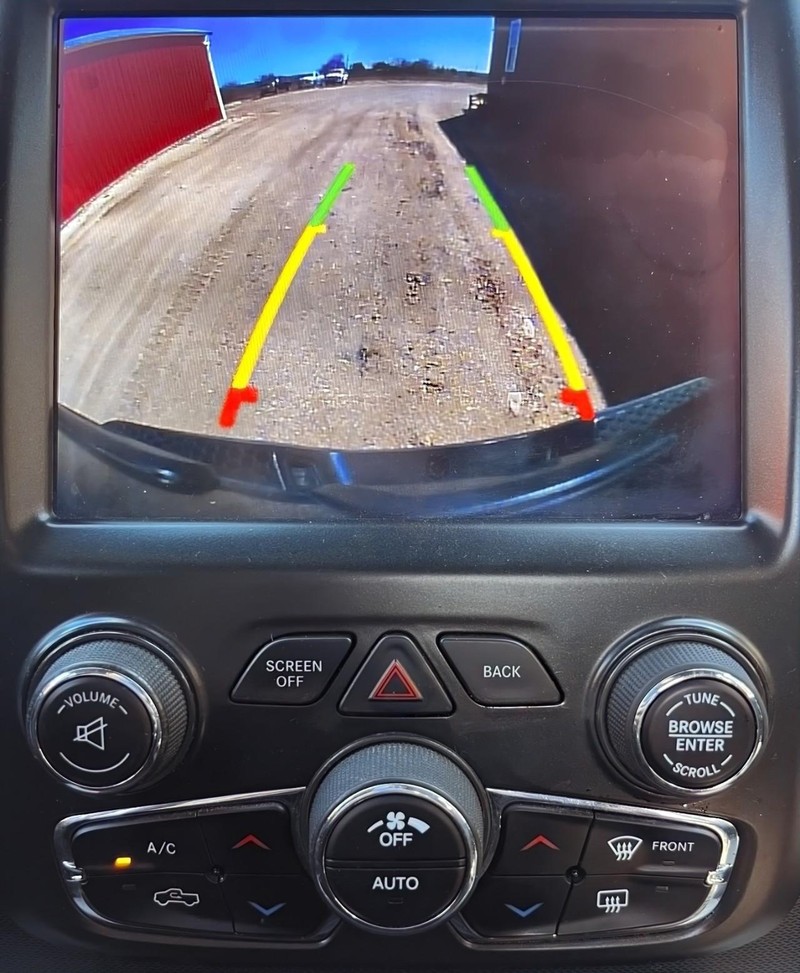 Ram 1500 Vehicle Full-screen Gallery Image 11