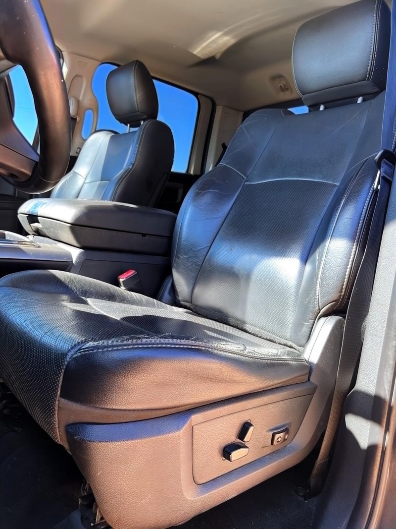 Ram 1500 Vehicle Full-screen Gallery Image 14