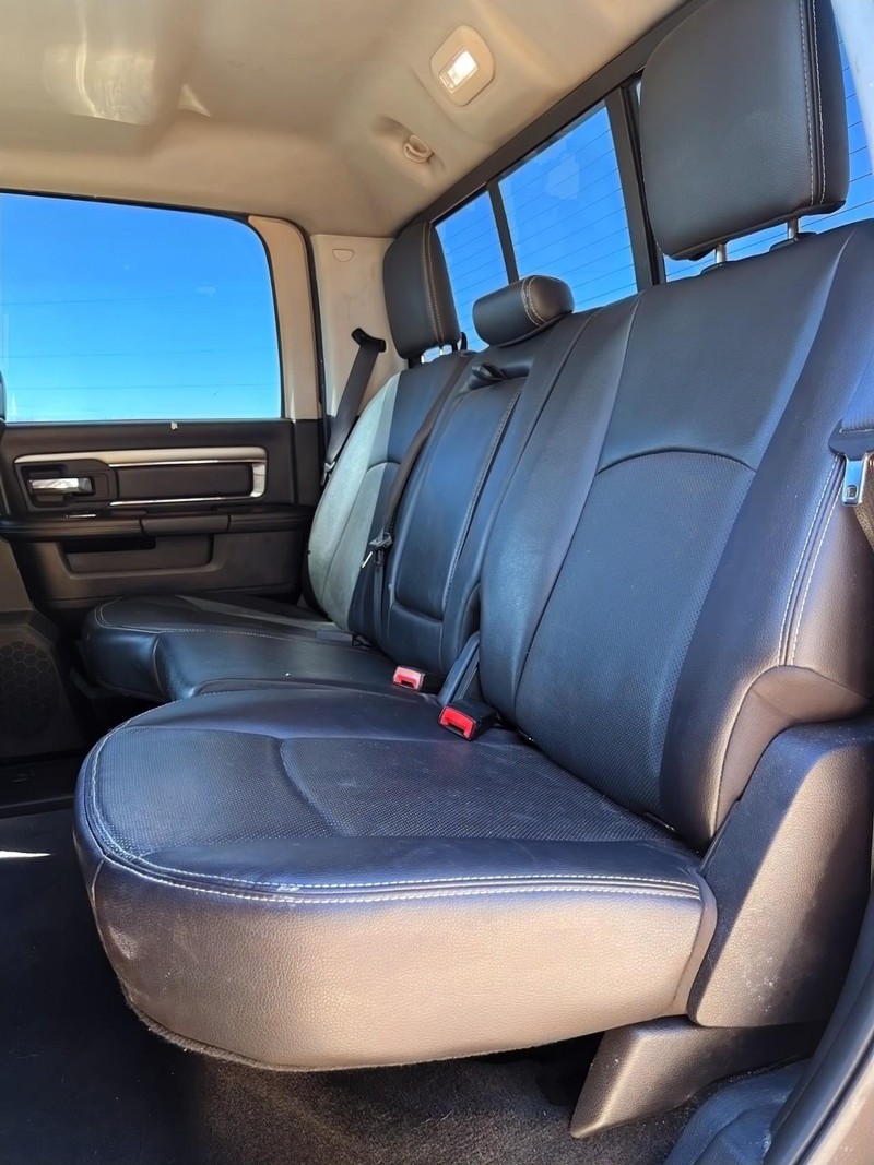 Ram 1500 Vehicle Full-screen Gallery Image 17