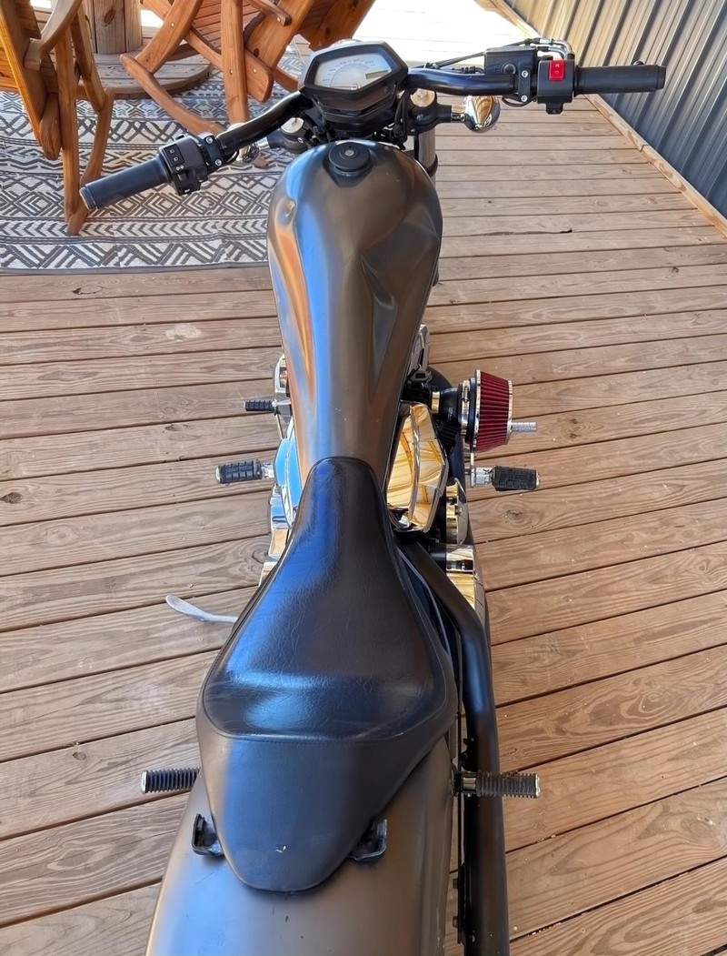 Honda Motorcycle Vehicle Full-screen Gallery Image 07