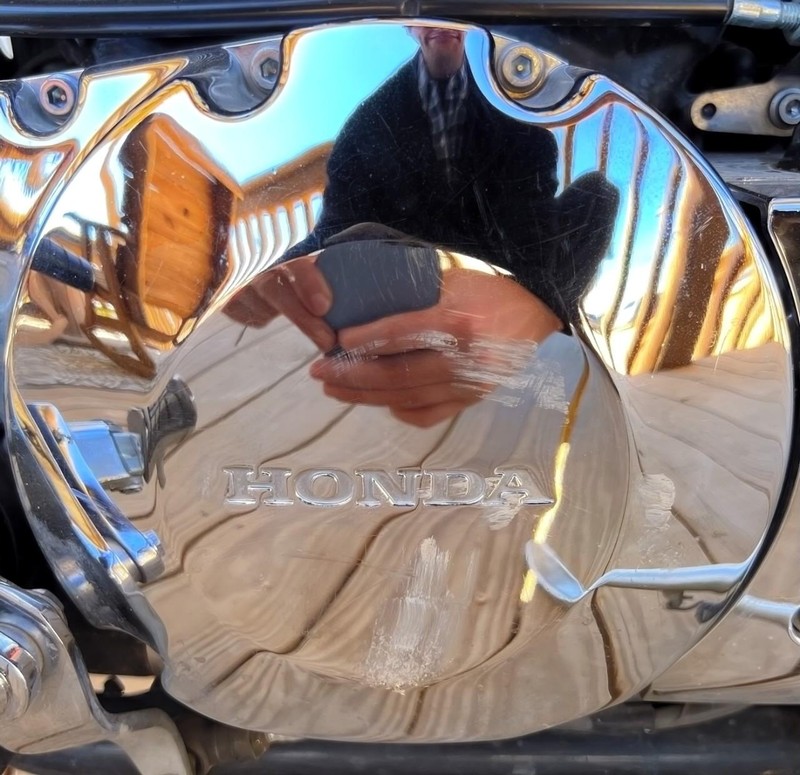 Honda Motorcycle Vehicle Full-screen Gallery Image 08