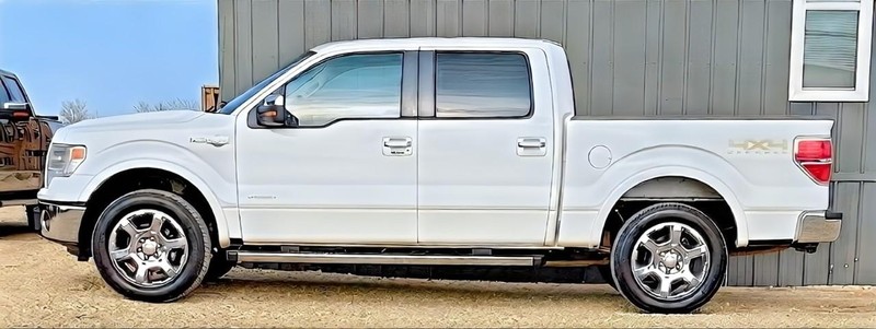 Ford F-150 Vehicle Full-screen Gallery Image 04