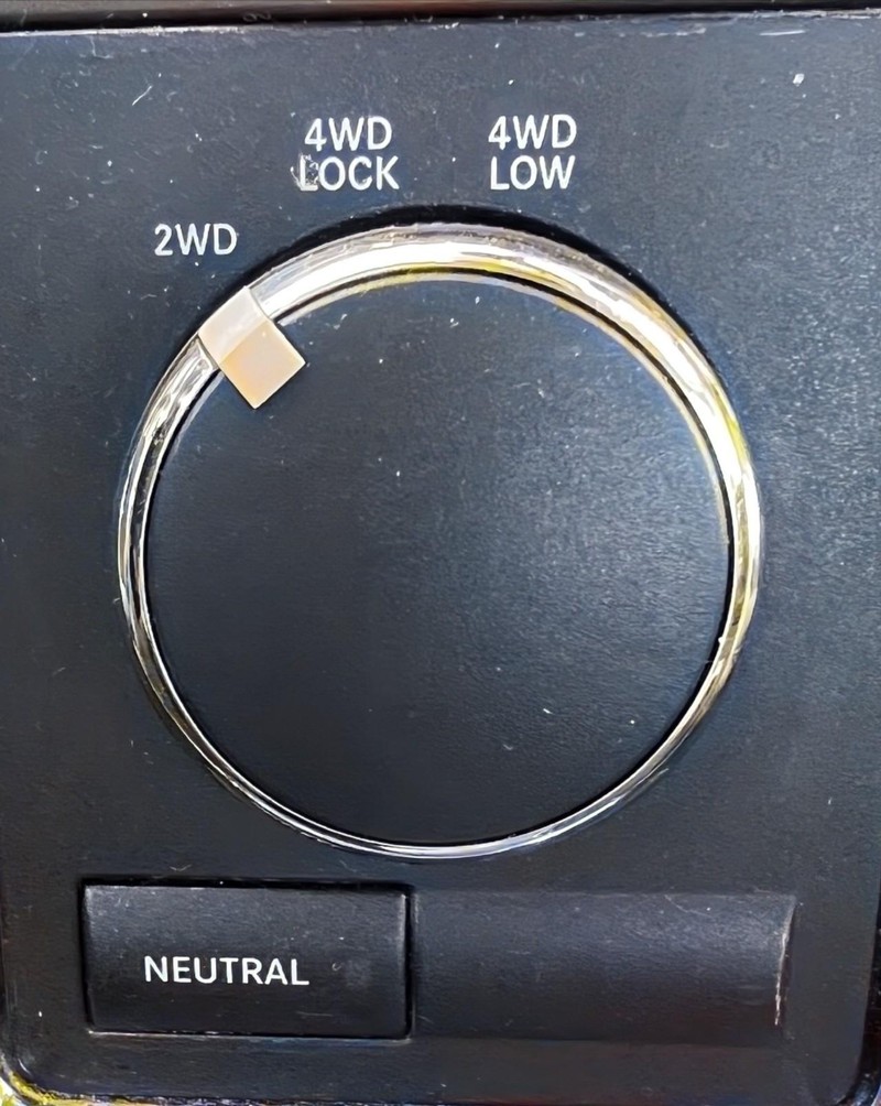 Ram 3500 Vehicle Full-screen Gallery Image 13