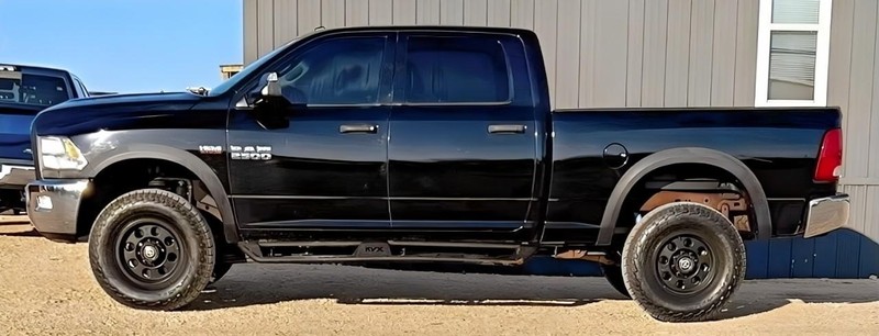 Ram 2500 Vehicle Full-screen Gallery Image 04