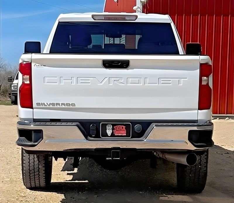 Chevrolet Silverado Vehicle Full-screen Gallery Image 08