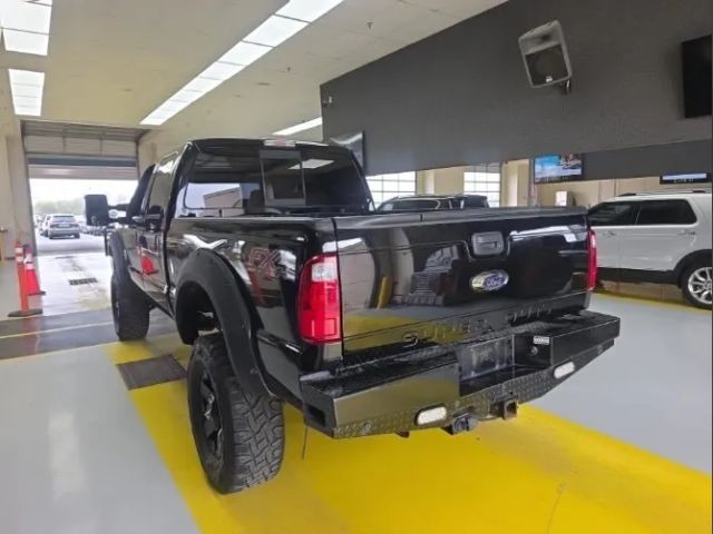 Ford Super Duty F-250 SRW Vehicle Full-screen Gallery Image 04