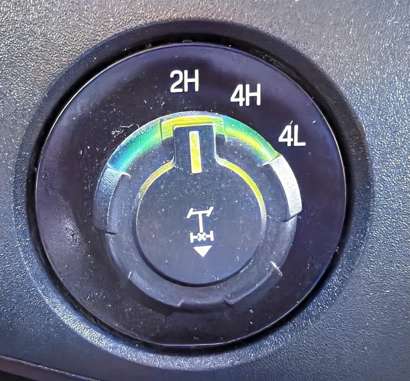 Ford Super Duty F-250 SRW Vehicle Full-screen Gallery Image 11