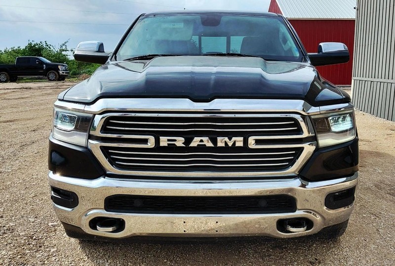 Ram 1500 Vehicle Full-screen Gallery Image 06