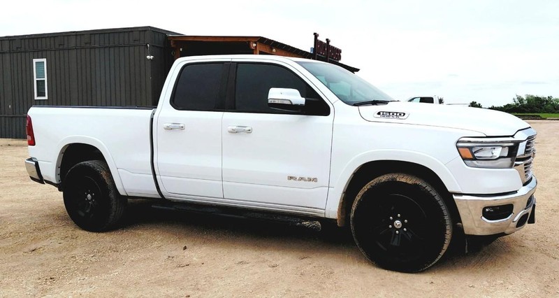 Ram 1500 Vehicle Full-screen Gallery Image 05