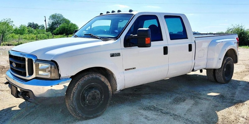 2000 Ford F-350's photo