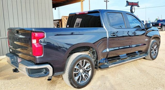 Chevrolet Silverado Vehicle Full-screen Gallery Image 05