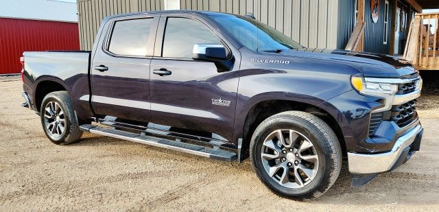 Chevrolet Silverado Vehicle Full-screen Gallery Image 06