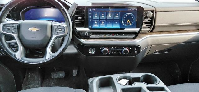 Chevrolet Silverado Vehicle Full-screen Gallery Image 08