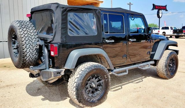 Jeep Wrangler Unlimited Vehicle Full-screen Gallery Image 04