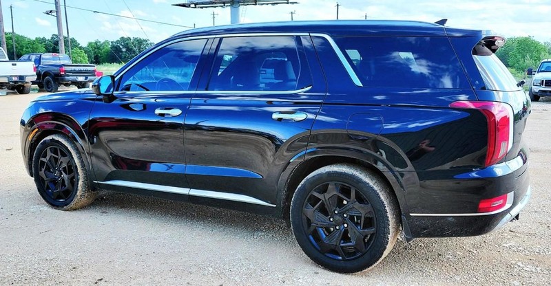 Hyundai Palisade Vehicle Full-screen Gallery Image 02