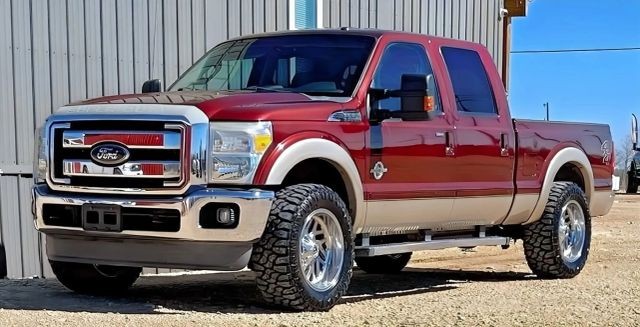 2013 Ford F-250 Lariat 4x4 Crew Cab 156 in's photo