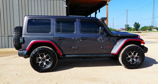 Jeep Wrangler Unlimited Vehicle Full-screen Gallery Image 06