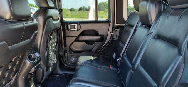 Jeep Wrangler Unlimited Vehicle Full-screen Gallery Image 09