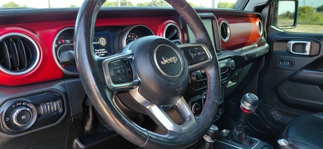 Jeep Wrangler Unlimited Vehicle Full-screen Gallery Image 17