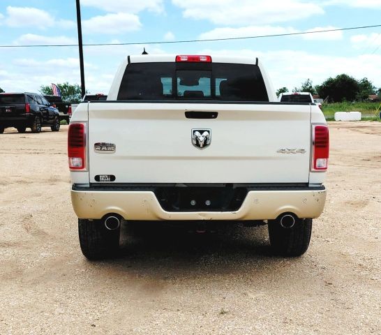 Ram 1500 Vehicle Full-screen Gallery Image 04