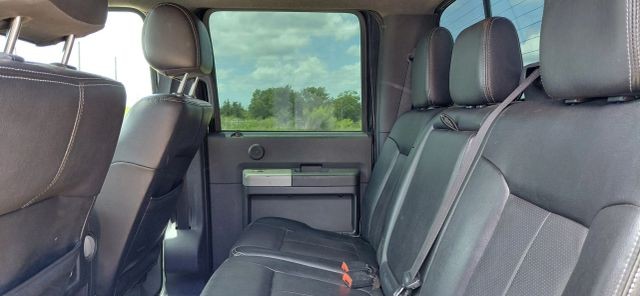 Ford Super Duty F-250 SRW Vehicle Full-screen Gallery Image 09