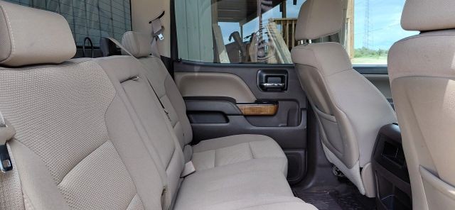 GMC Sierra 1500 Vehicle Full-screen Gallery Image 10