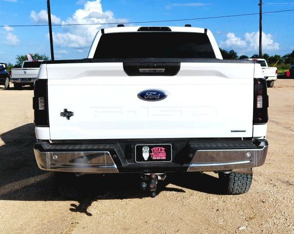 Ford F-150 Vehicle Full-screen Gallery Image 04