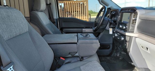 Ford F-150 Vehicle Full-screen Gallery Image 11